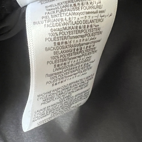 BCBGeneration Black Notch-Collar Teddy Coat Size Medium EUC - Picture 8 of 8